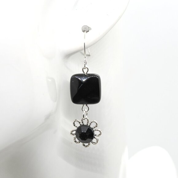 Square Flower Earrings - Picture 2 of 5